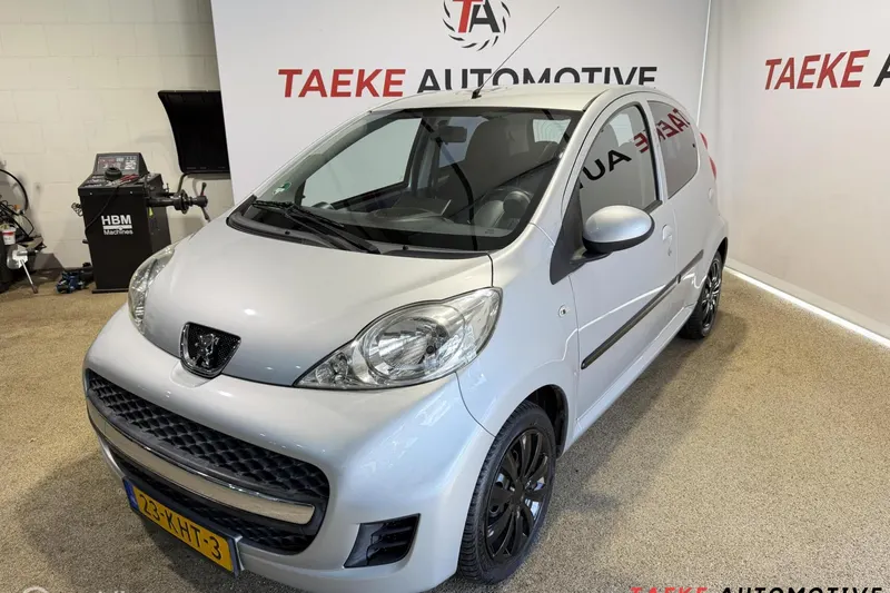 Peugeot 107 (2009)