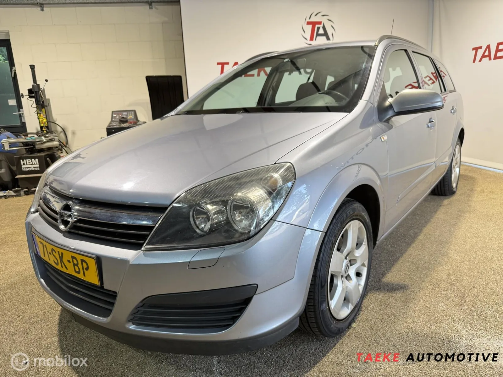 Opel Astra (2006) — foto 1