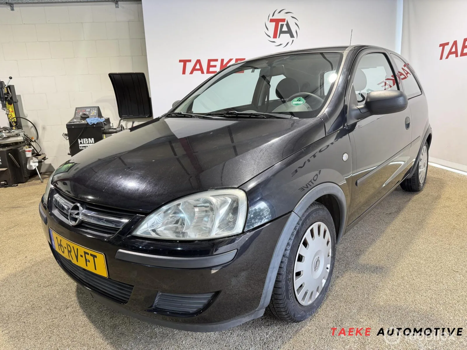 Opel Corsa (2005) — foto 1