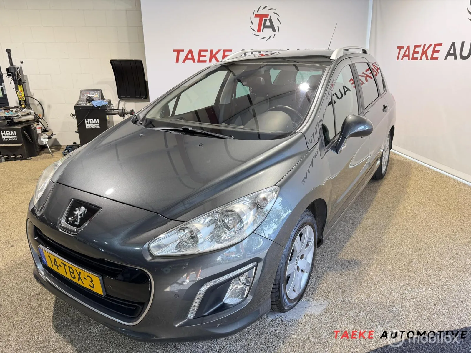 Peugeot 308 (2012) — foto 1