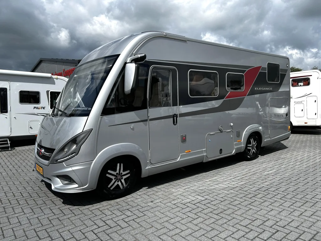 Bürstner Elegance (2016) — foto 1