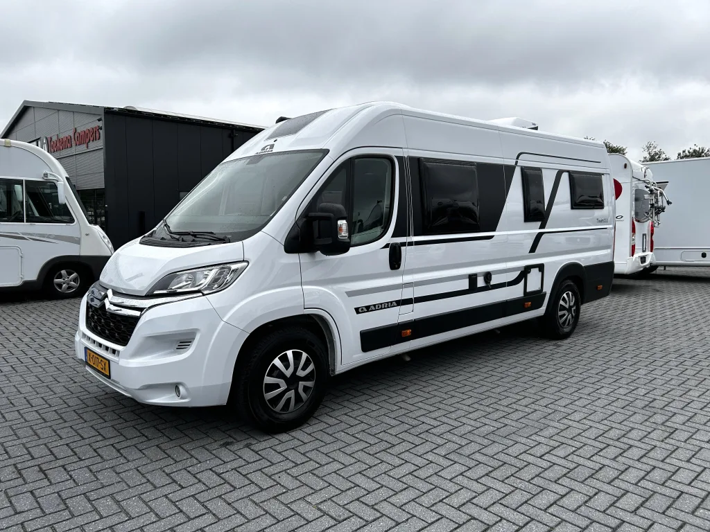 Adria Twin (2022) — foto 1