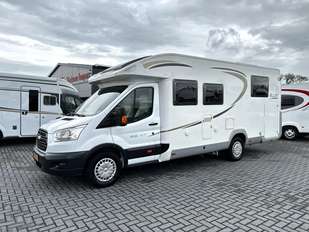 Caravans International elliot Queensbed/2016/hefbed! (2016) — foto 1