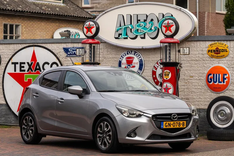 Mazda 2 (2015)
