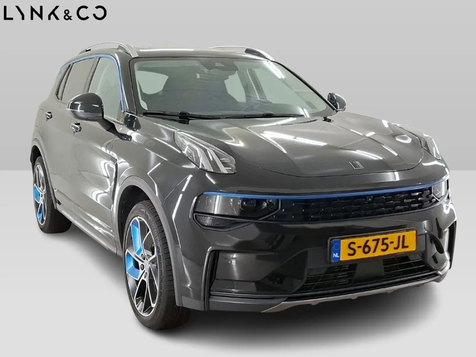 Lynk & Co 01 (2023) — foto 1