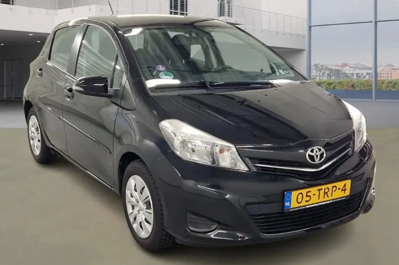 Toyota Yaris (2012)