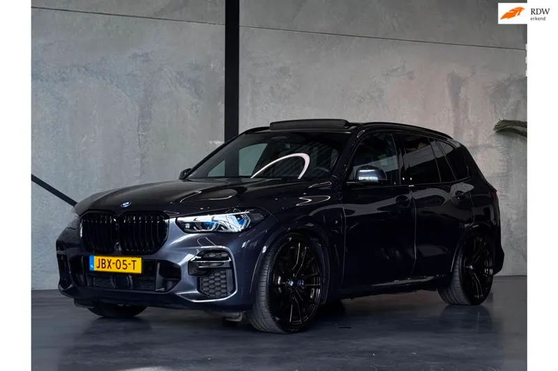 BMW X5 (2022)