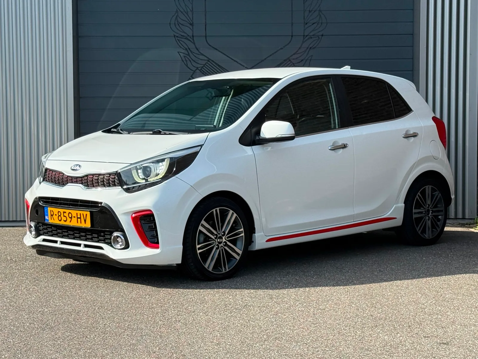 Kia Picanto (2018) — foto 1