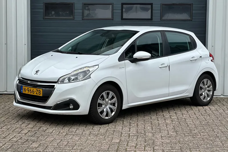 Peugeot 208 (2016)