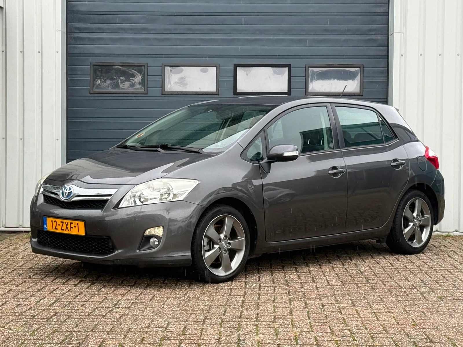 Toyota Auris (2013) — foto 1
