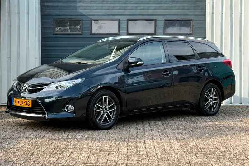 Toyota Auris (2014)