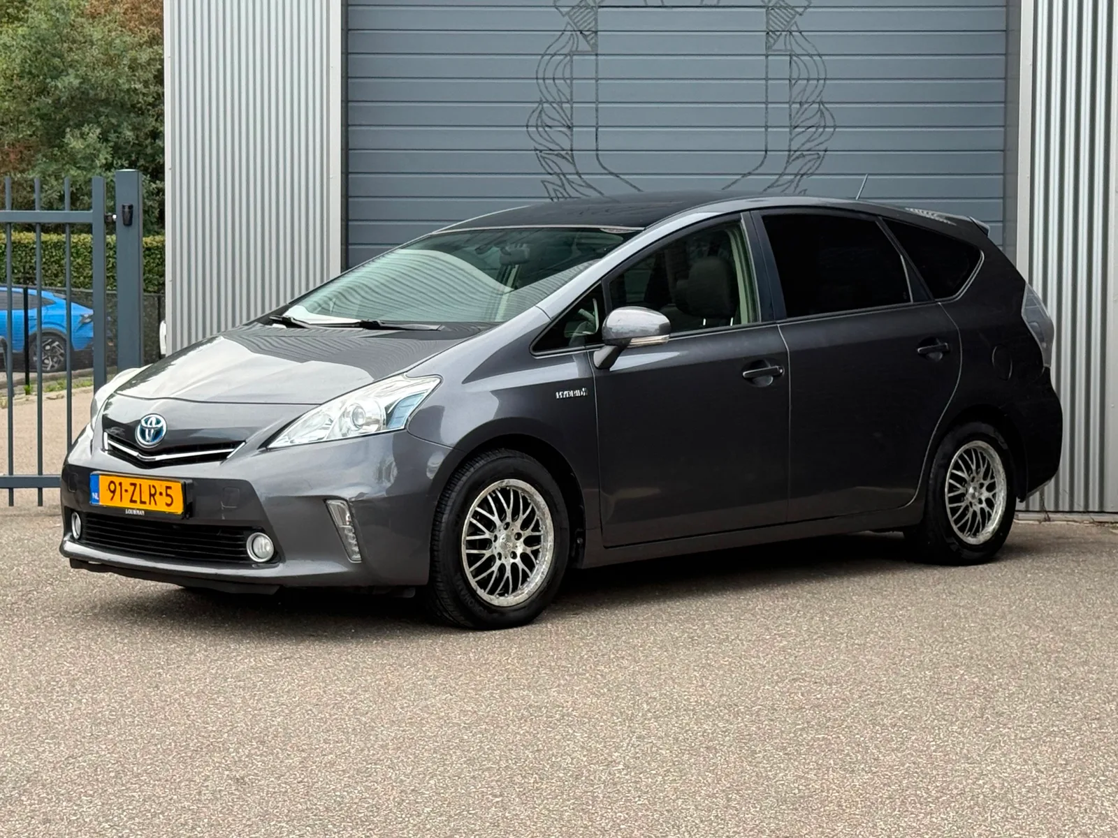 Toyota Prius (2013) — foto 1