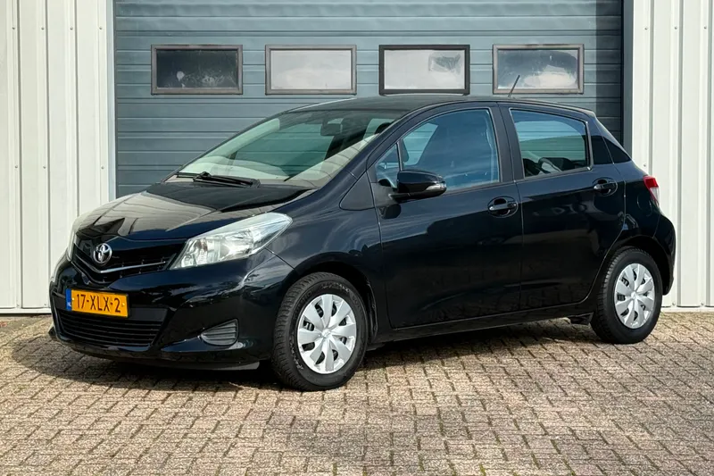 Toyota Yaris (2012)
