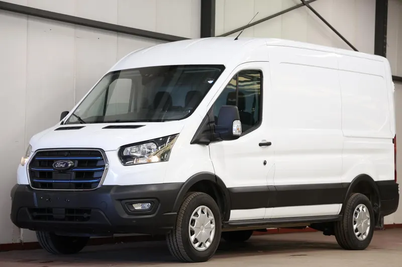 Ford E-Transit (2024)