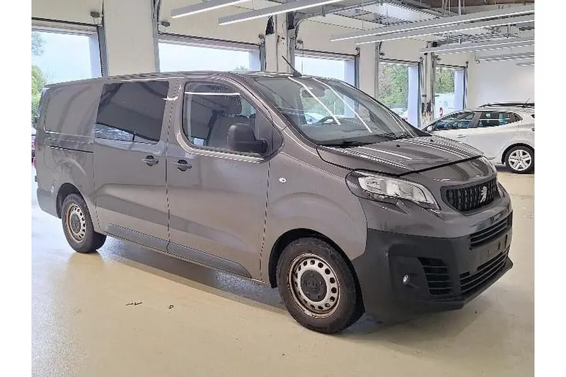 Peugeot Expert (2023)