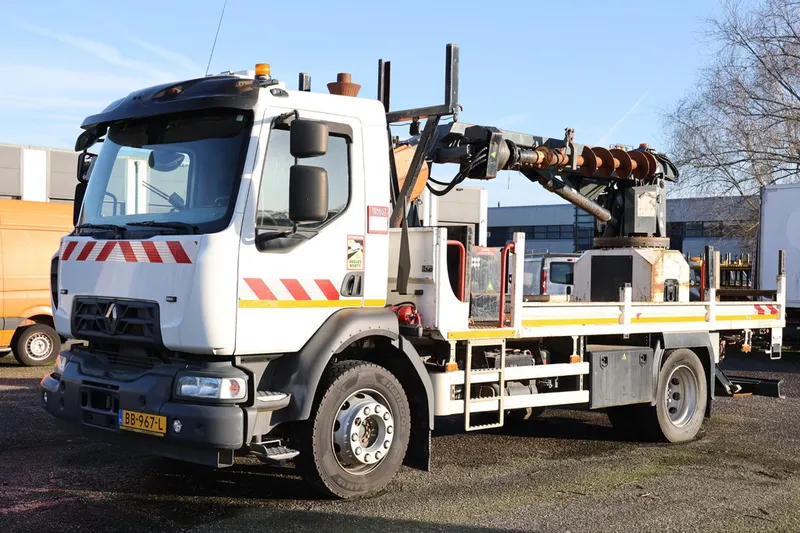 Renault Midlum (2019)