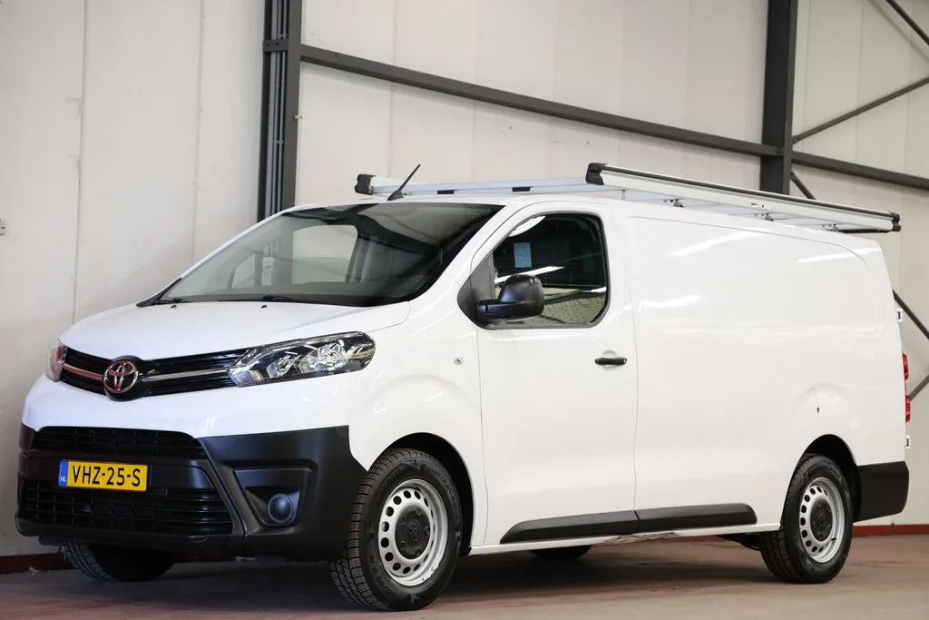 Toyota ProAce Worker (2021) — foto 1