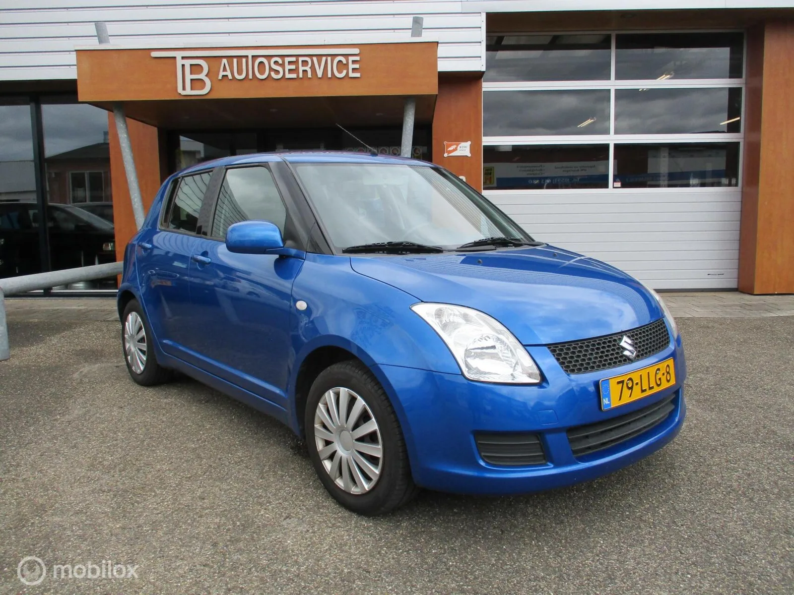 Suzuki Swift (2010) — foto 1