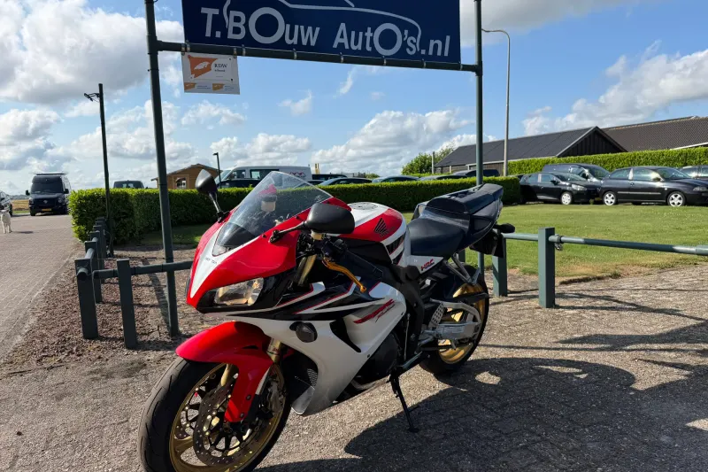Honda CBR 1000 RR Fireblade (2007)