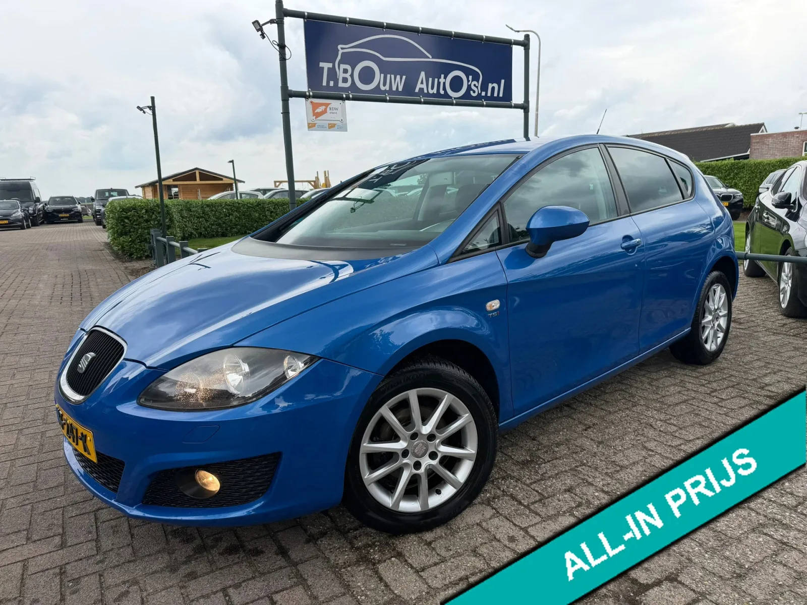 SEAT Leon (2012) — foto 1