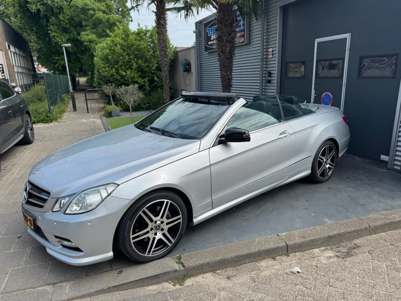 Mercedes-Benz E-Klasse (2011) — foto 1