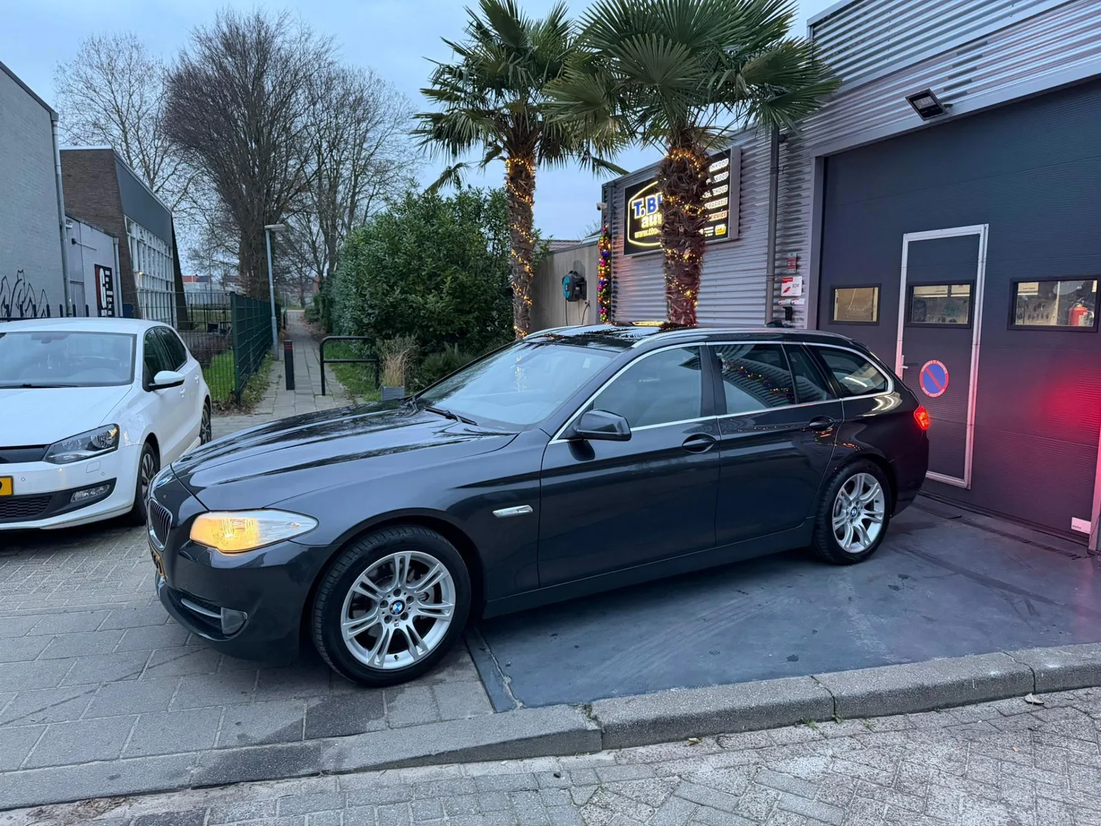BMW 5-Serie (2011) — foto 1