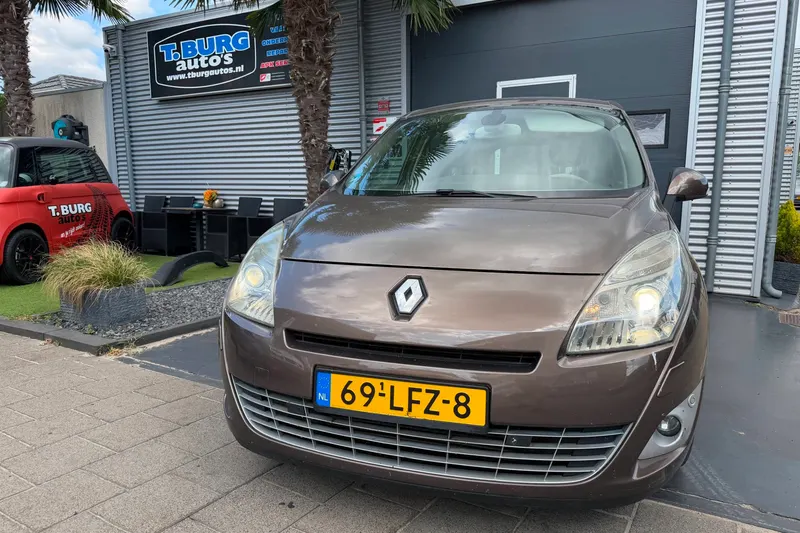 Renault Grand Scénic (2010)