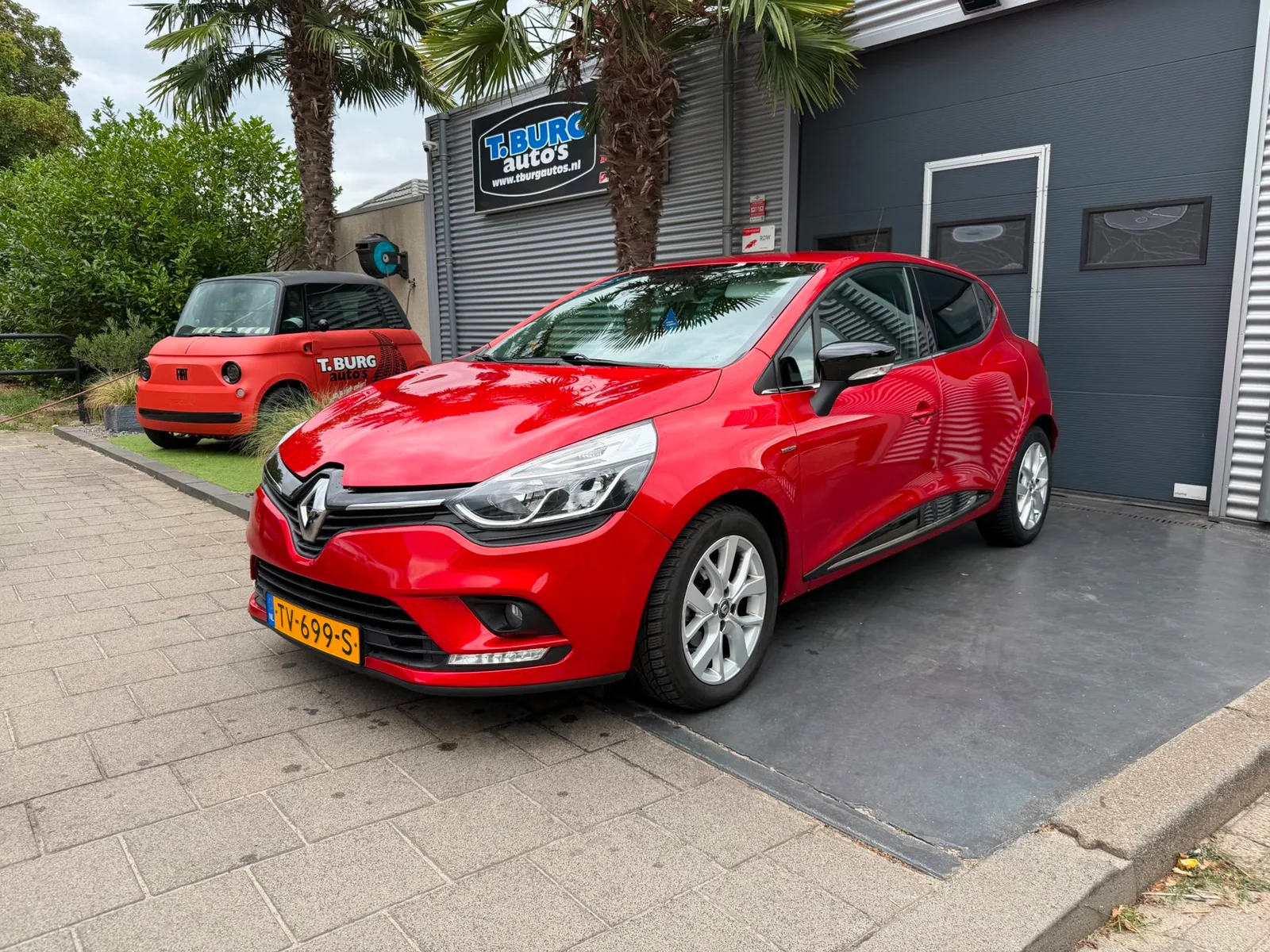 Renault Clio (2018) — foto 1