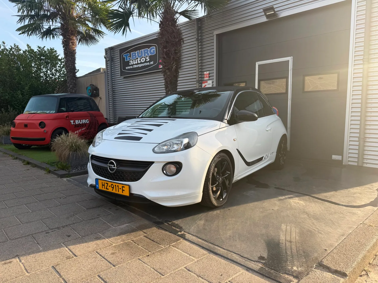 Opel Adam (2013) — foto 1