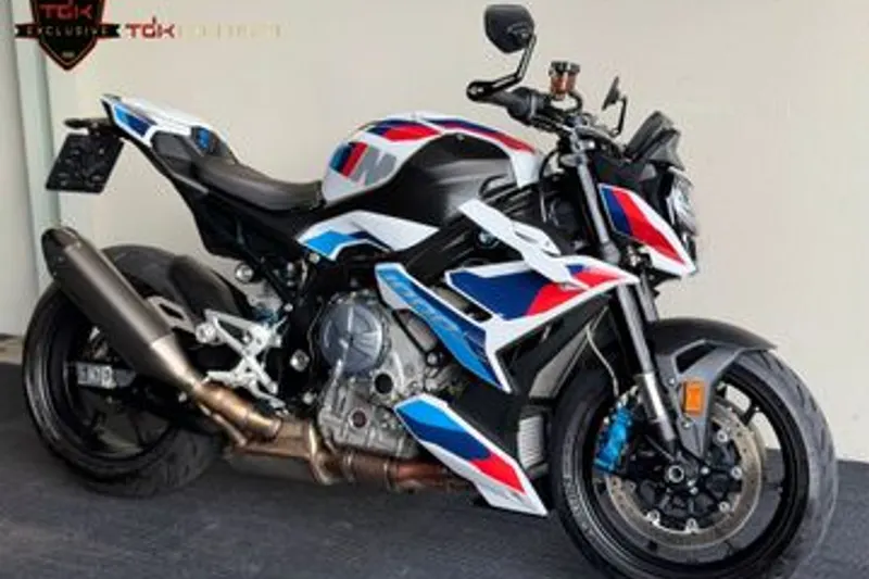 BMW M 1000 R (2022)