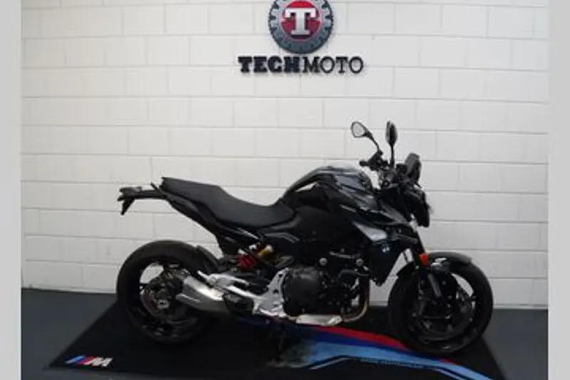 BMW F 900 R (2025)