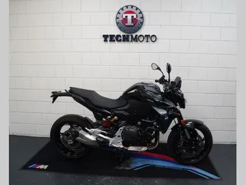 BMW F 900 R (2025) — foto 1