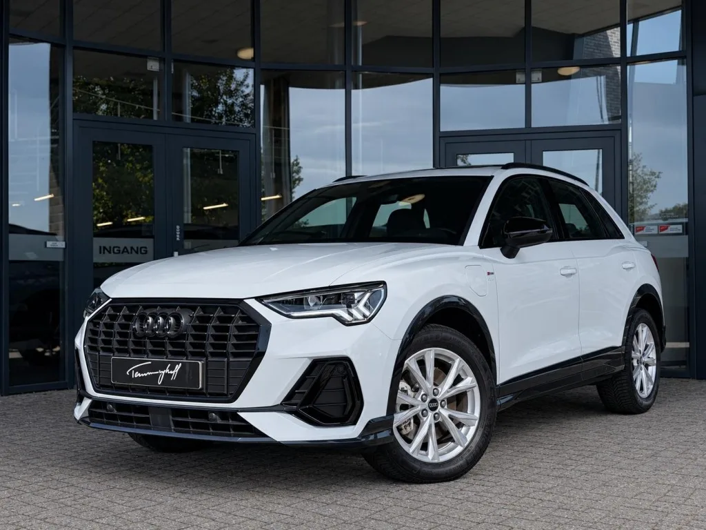Audi Q3 (2022) — foto 1