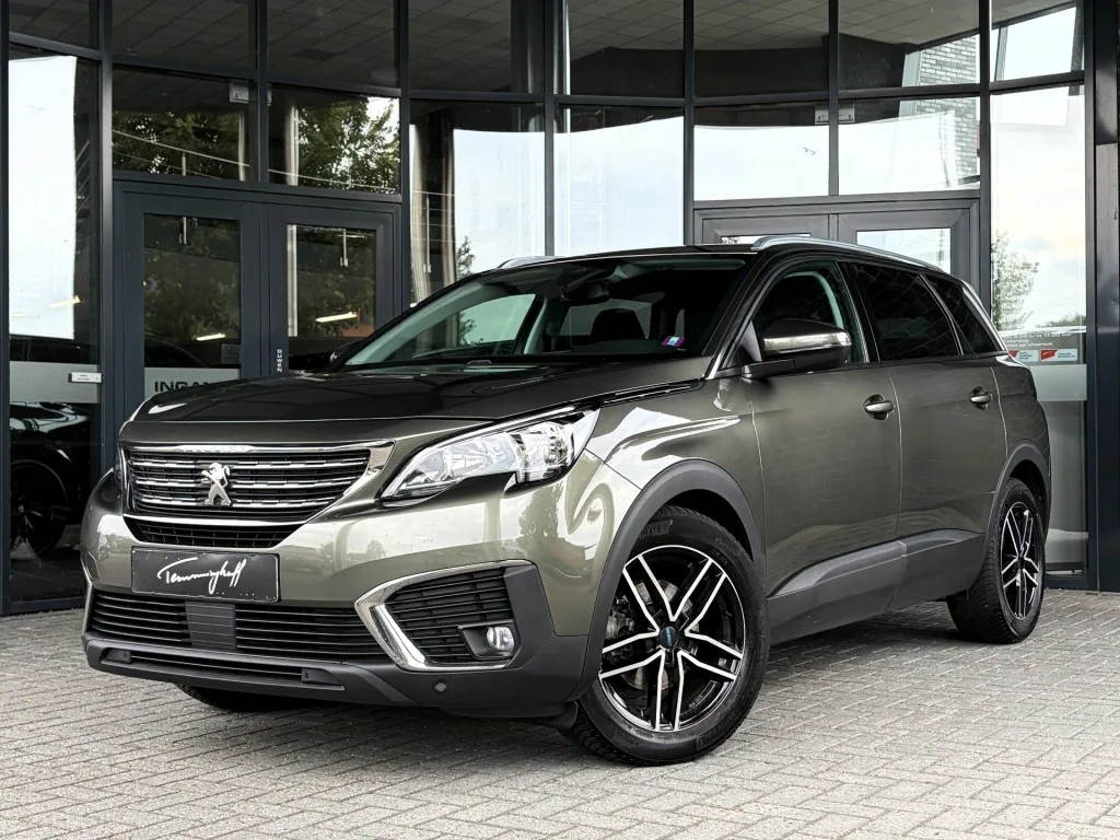 Peugeot 5008 (2019) — foto 1