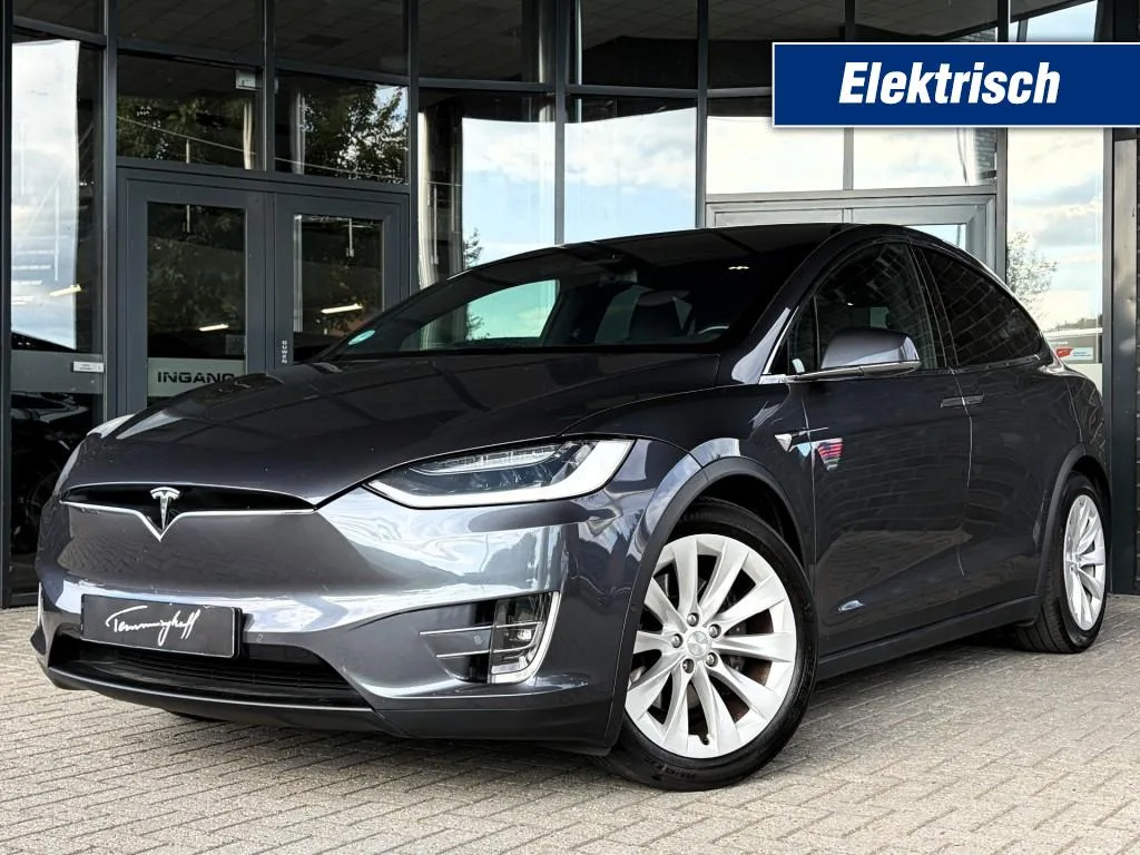 Tesla Model X (2019) — foto 1