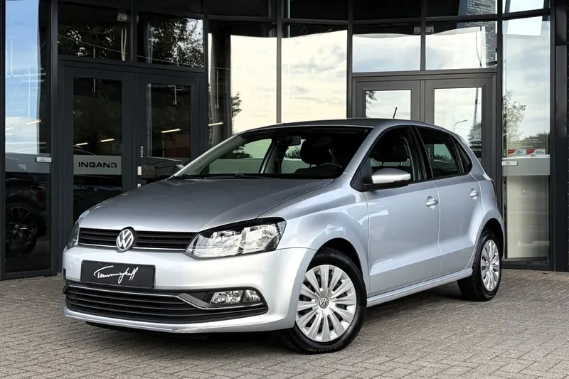 Volkswagen Polo (2015)