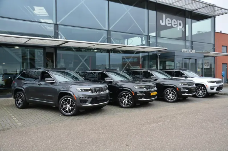 Jeep Grand Cherokee (2024)