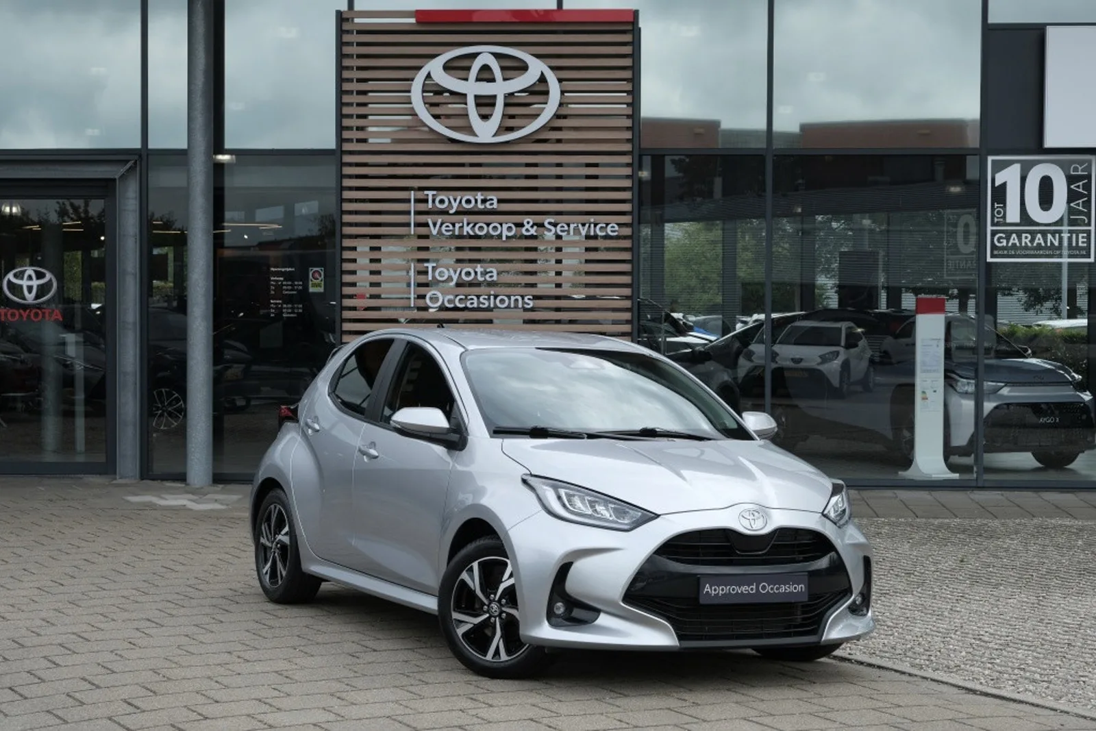 Toyota Yaris (2025) — foto 1