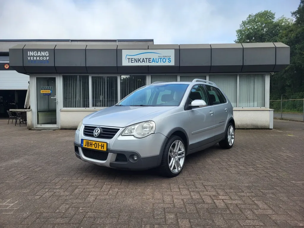 Volkswagen Polo (2008) — foto 1