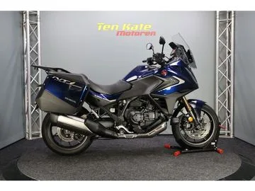 Honda NT 1100 Electronic Suspension (2025) — foto 1