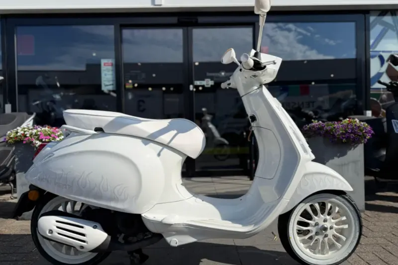 Vespa Sprint (2024)