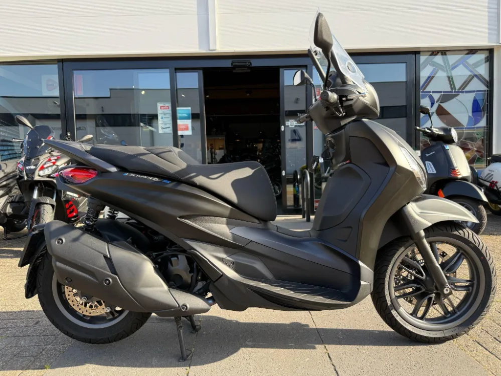 Piaggio Beverly S 400cc HPE (2025) — foto 1