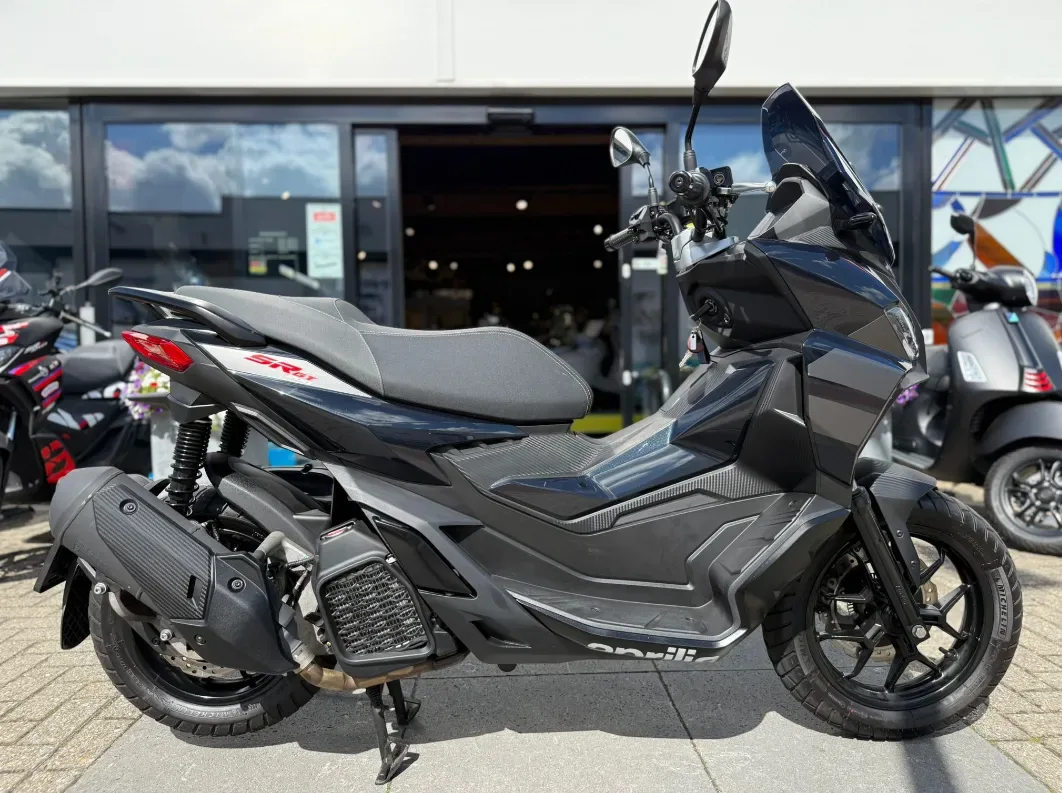 Aprilia SR GT 200cc (2026) — foto 1