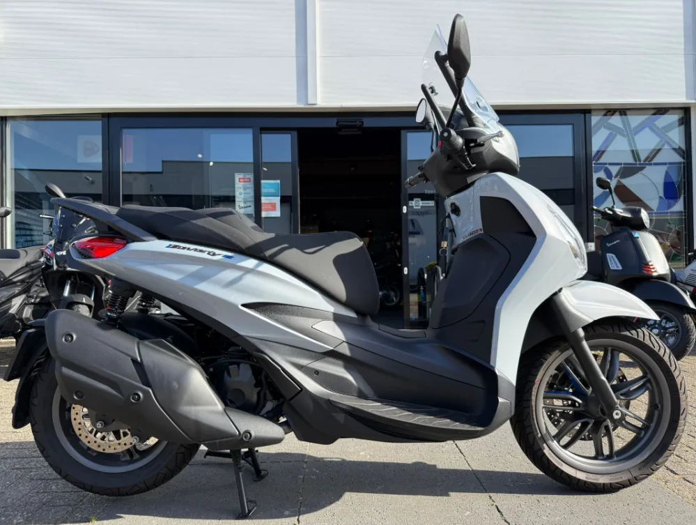 Piaggio Beverly S 400 (2026) — foto 1