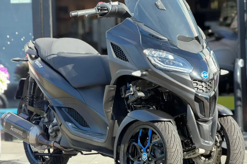 Piaggio MP3 310 (2024)