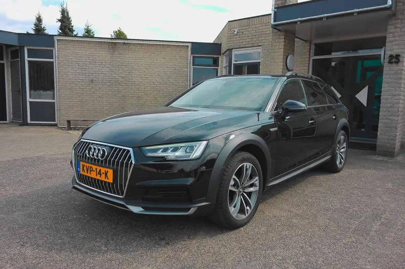 Audi A4 Allroad (2017)