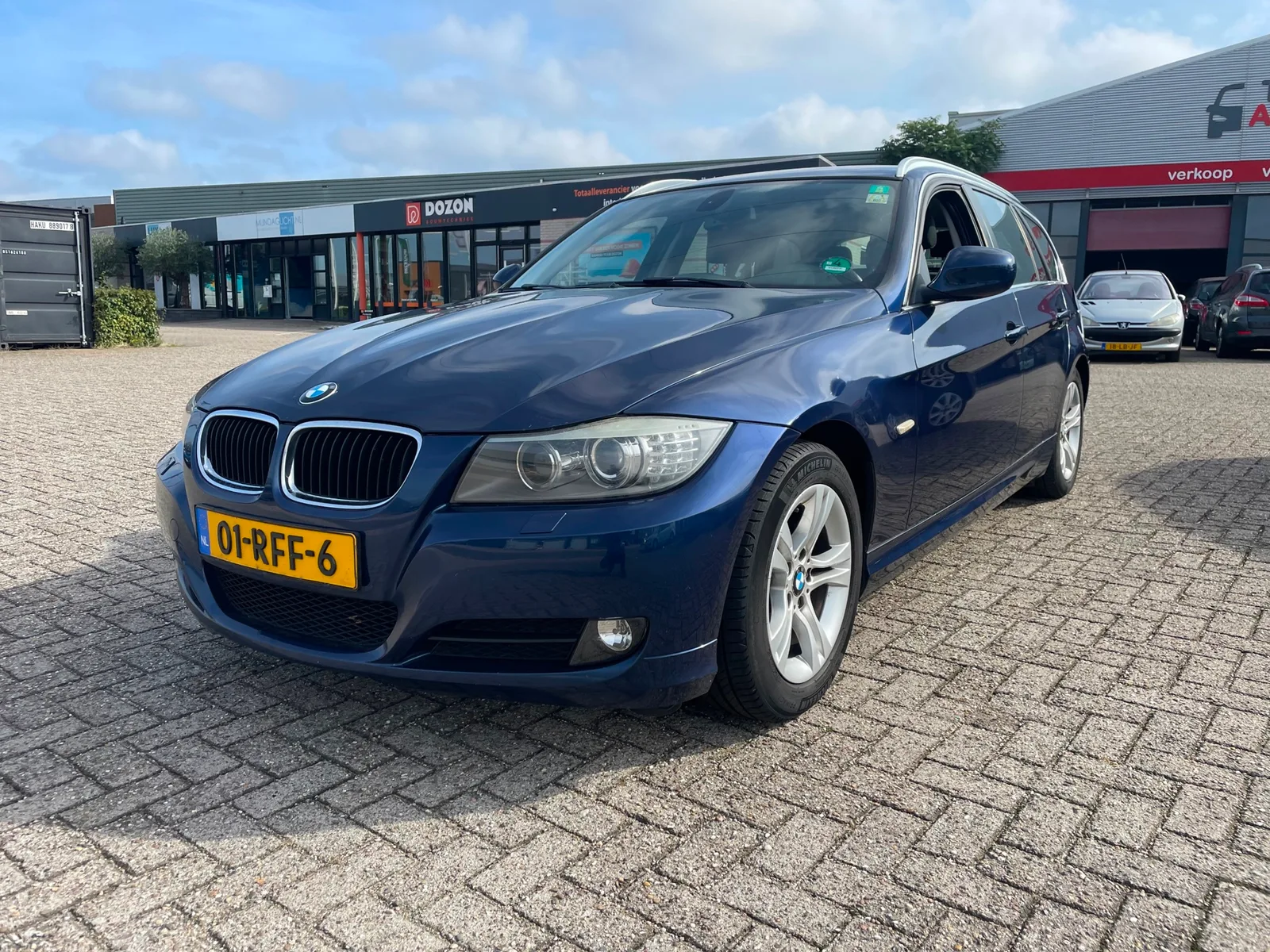 BMW 3-Serie (2011) — foto 1