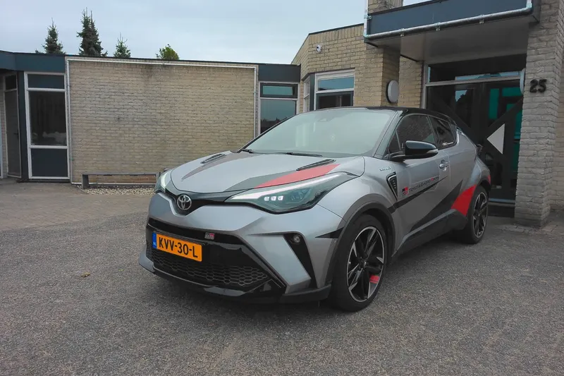 Toyota C-HR (2021)