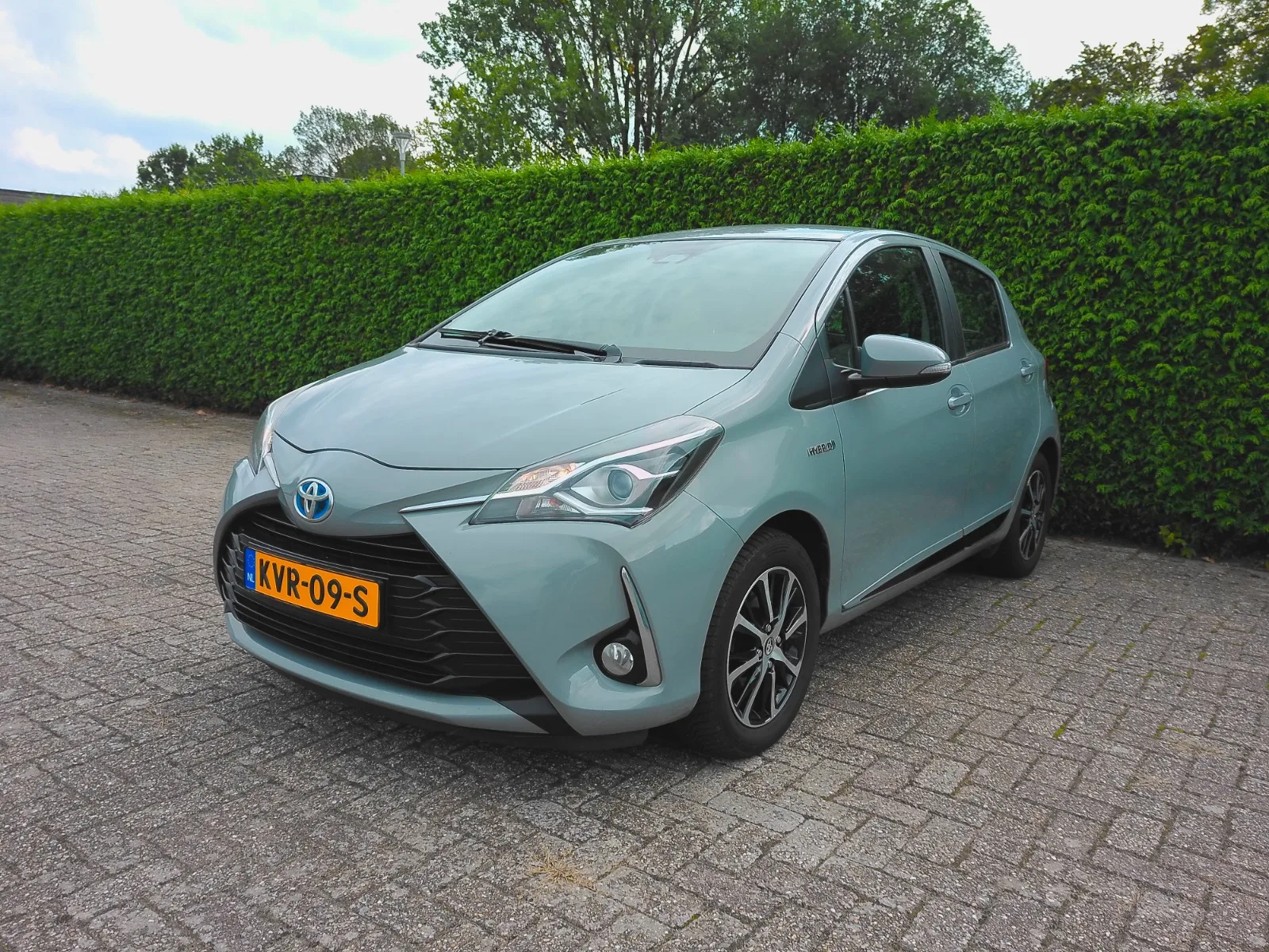 Toyota Yaris (2018) — foto 1