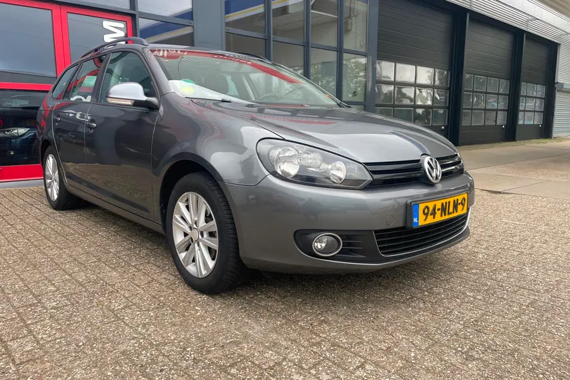 Volkswagen Golf (2010)